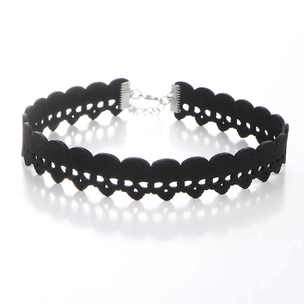 Sexy Punk style black velvet skull short collar necklace Vintage lace skull skeleton colar collier for women jewelry accessories
Sexy Punk style black velvet skull short collar necklace Vintage lace skull skeleton colar collier for women jewelry accessories