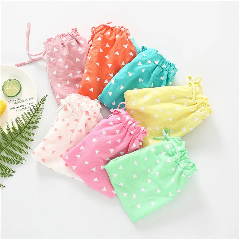 Children's Trousers Wholesale Summer Triangle Printing Calf-length Mosquito-proof Trousers Children's Wear
Children's Trousers Wholesale Summer Triangle Printing Calf-length Mosquito-proof Trousers Children's Wear