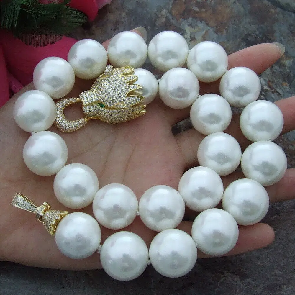 Charming 18 mm white shell pearl necklace micro inlay zircon dragon head accessories necklace long 48 cm
Charming 18 mm white shell pearl necklace micro inlay zircon dragon head accessories necklace long 48 cm