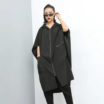Women Summer Bat Short Sleeve Oversized Zipper Hooded Trench Coat Female Streetwear Punk Gothic Black Windbreaker Robe Cloak
Women Summer Bat Short Sleeve Oversized Zipper Hooded Trench Coat Female Streetwear Punk Gothic Black Windbreaker Robe Cloak