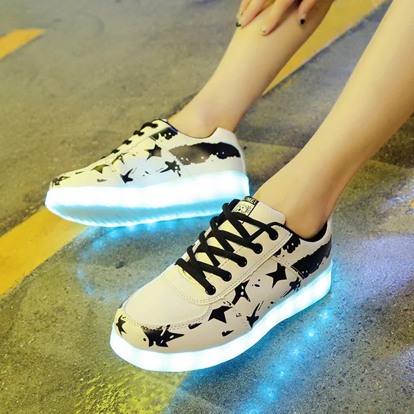 YPYUNA 2018 11 Color luminous shoe Lovers couple LED glowing shoe boy girl Unisex rechargeable light led sneaker for children
YPYUNA 2018 11 Color luminous shoe Lovers couple LED glowing shoe boy girl Unisex rechargeable light led sneaker for children