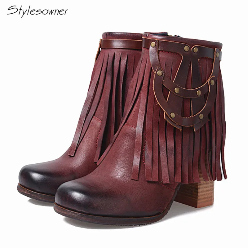 Stylesowner Top Quality Nubuck Leather Gradual Change Color Ankle Boots Women Fashion Rivet Fringe Martin Boots High Heels Boots
Stylesowner Top Quality Nubuck Leather Gradual Change Color Ankle Boots Women Fashion Rivet Fringe Martin Boots High Heels Boots