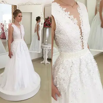 White Appliques Lace Wedding Dresses High Quality Pearls Button Long A-Line Bridal Gown Custom Made vestido de noiva
White Appliques Lace Wedding Dresses High Quality Pearls Button Long A-Line Bridal Gown Custom Made vestido de noiva