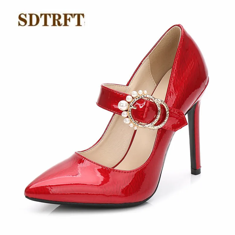 SDTRFT zapatos mujer 11cm thin high heels Pearl Buckle wedding shoes woman sexy Crossdresser pumps Plus:35-45 46 sapato feminino
SDTRFT zapatos mujer 11cm thin high heels Pearl Buckle wedding shoes woman sexy Crossdresser pumps Plus:35-45 46 sapato feminino