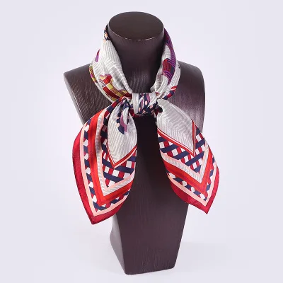 HS211 100% Silk Satin Scarves Women All Match Horse Print Small Scarf Bandanna 53cm Stewardess Office Lady Neckerchief Foulard
HS211 100% Silk Satin Scarves Women All Match Horse Print Small Scarf Bandanna 53cm Stewardess Office Lady Neckerchief Foulard