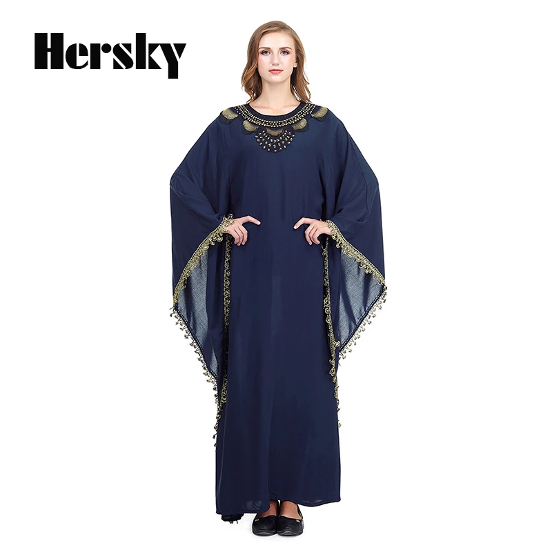 Middle East Dubai Loose Abaya Kaftan Turkish Muslim Embroidery Dress Islamic Women Bat Sleeve Navy Dresses Clothing Plus Size
Middle East Dubai Loose Abaya Kaftan Turkish Muslim Embroidery Dress Islamic Women Bat Sleeve Navy Dresses Clothing Plus Size
