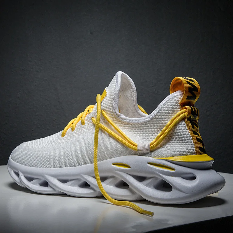 2019 New Summer Fashion Casual Ultra-light Foreign Trade Explosive Blade Men's Shoes Flying Weaving Men's Leisure Sneakers Shoes
2019 New Summer Fashion Casual Ultra-light Foreign Trade Explosive Blade Men's Shoes Flying Weaving Men's Leisure Sneakers Shoes