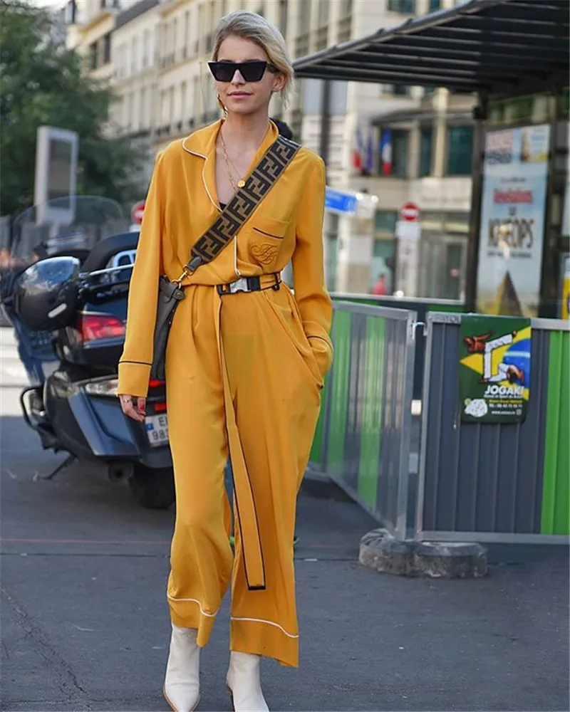AEL Ginger Yellow Loose Satin Lace Up Lady Jumpsuit Contrast Colors Lapel Fashion Blogger Custom Women Clothing
AEL Ginger Yellow Loose Satin Lace Up Lady Jumpsuit Contrast Colors Lapel Fashion Blogger Custom Women Clothing