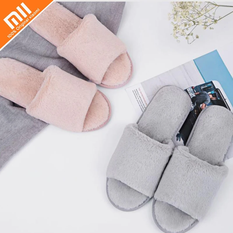 Original xiaomi mijia slippers One cloud soft plush word drag open toe indoor home slippers men and women winter cotton slippers
Original xiaomi mijia slippers One cloud soft plush word drag open toe indoor home slippers men and women winter cotton slippers