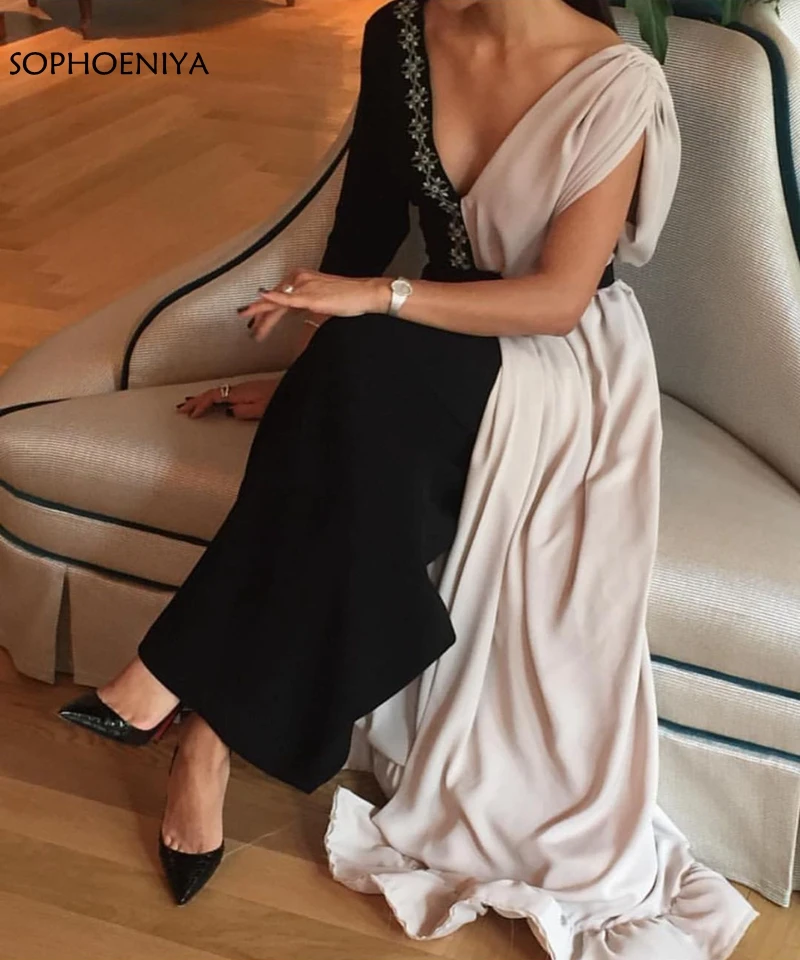 New Arrival V Neck Black Evening dresses 2019 Long sleeve Muslim evening dress abiti da cerimonia da sera evening gown
New Arrival V Neck Black Evening dresses 2019 Long sleeve Muslim evening dress abiti da cerimonia da sera evening gown