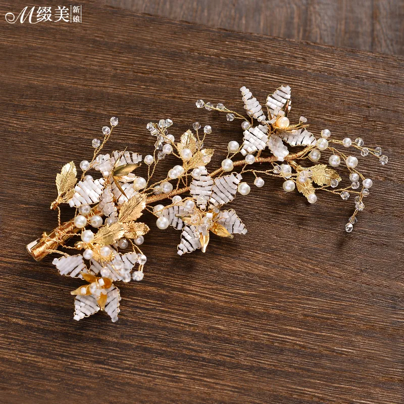 2018 new Bride's headdress crystal butterfly combs fairy beautiful concise wedding hair accessories
2018 new Bride's headdress crystal butterfly combs fairy beautiful concise wedding hair accessories