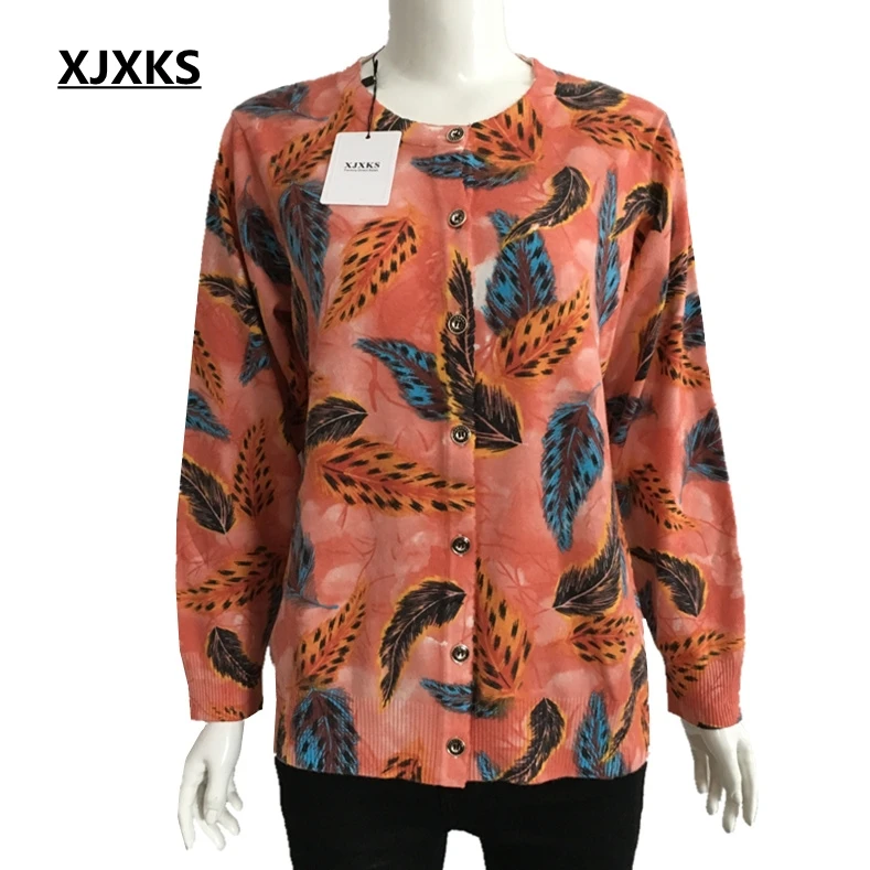 XJXKS Knitted Cardigan Sweater Women 2019 Spring Autumn Print Women Clothing Sweater Plus Size Fashion Cardigan Coat
XJXKS Knitted Cardigan Sweater Women 2019 Spring Autumn Print Women Clothing Sweater Plus Size Fashion Cardigan Coat