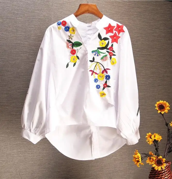 Women's long sleeve Spring flower embroidery shirt Female vintage casual loose lantern sleeve plus size blouse tops TB181
Women's long sleeve Spring flower embroidery shirt Female vintage casual loose lantern sleeve plus size blouse tops TB181