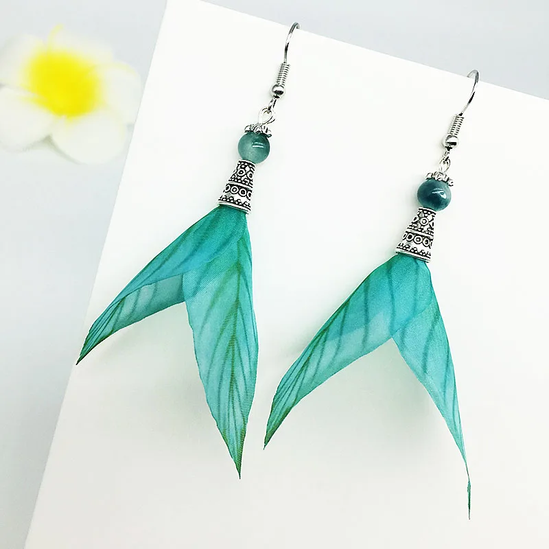 SHELA Hot Sale Yarn Fabric leaf Semi-precious Stone Korean style Special Fashion Jewelry for Women Drop Earrings Pendientes
SHELA Hot Sale Yarn Fabric leaf Semi-precious Stone Korean style Special Fashion Jewelry for Women Drop Earrings Pendientes