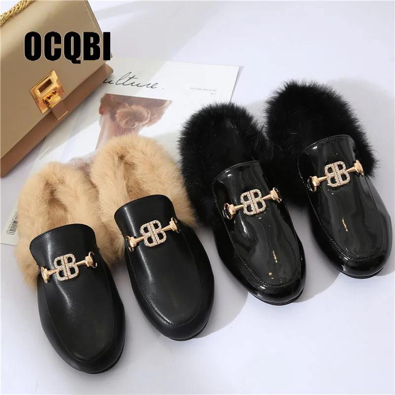 Winter Women Slippers Slip On flat Slippers Rabbit hair Mules shoes Patent leather Plush Half slipper shoes woman Loafers women
Winter Women Slippers Slip On flat Slippers Rabbit hair Mules shoes Patent leather Plush Half slipper shoes woman Loafers women