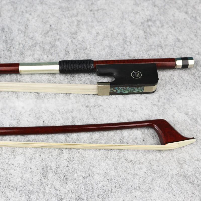 High Quality NEW 4/4 Size Carbon Fiber Cello Bow Pernambuco Skin, great performance Cello Parts Accessories
High Quality NEW 4/4 Size Carbon Fiber Cello Bow Pernambuco Skin, great performance Cello Parts Accessories