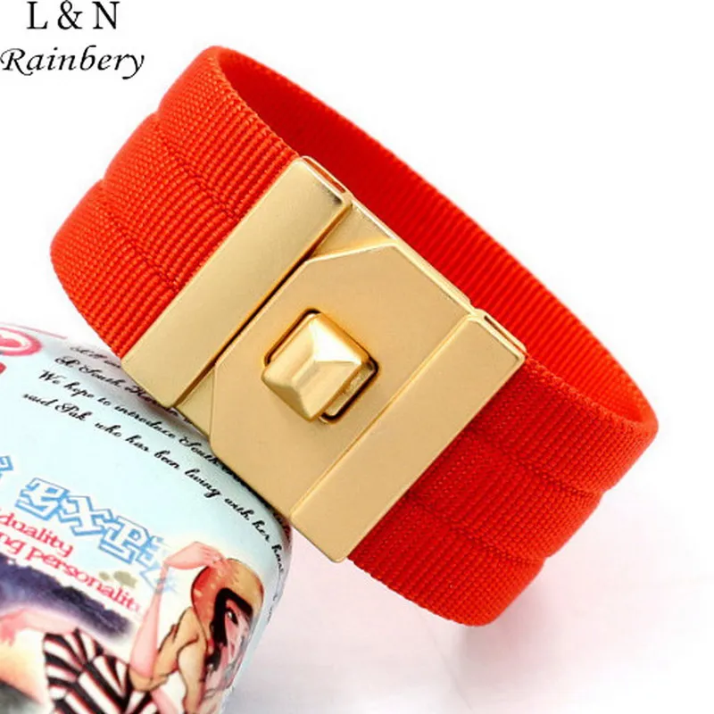 Rainbery 2019 European Fashion Punk Wide Stripe Cloth Ribbon Bracelets & Bangles for Women Men Cuff Bracelet Statement Jewelry
Rainbery 2019 European Fashion Punk Wide Stripe Cloth Ribbon Bracelets & Bangles for Women Men Cuff Bracelet Statement Jewelry