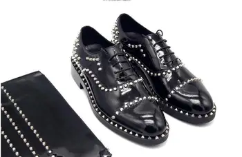 Men Cylindrical nail oxford shoes bright black leather low top gentleman thick sole hand rivet shoes
Men Cylindrical nail oxford shoes bright black leather low top gentleman thick sole hand rivet shoes