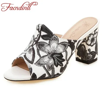 FACNDINLLbrand new fashion summer women sandals shoes genuine cow leather square high heels open toe ladies dress party shoes
FACNDINLLbrand new fashion summer women sandals shoes genuine cow leather square high heels open toe ladies dress party shoes