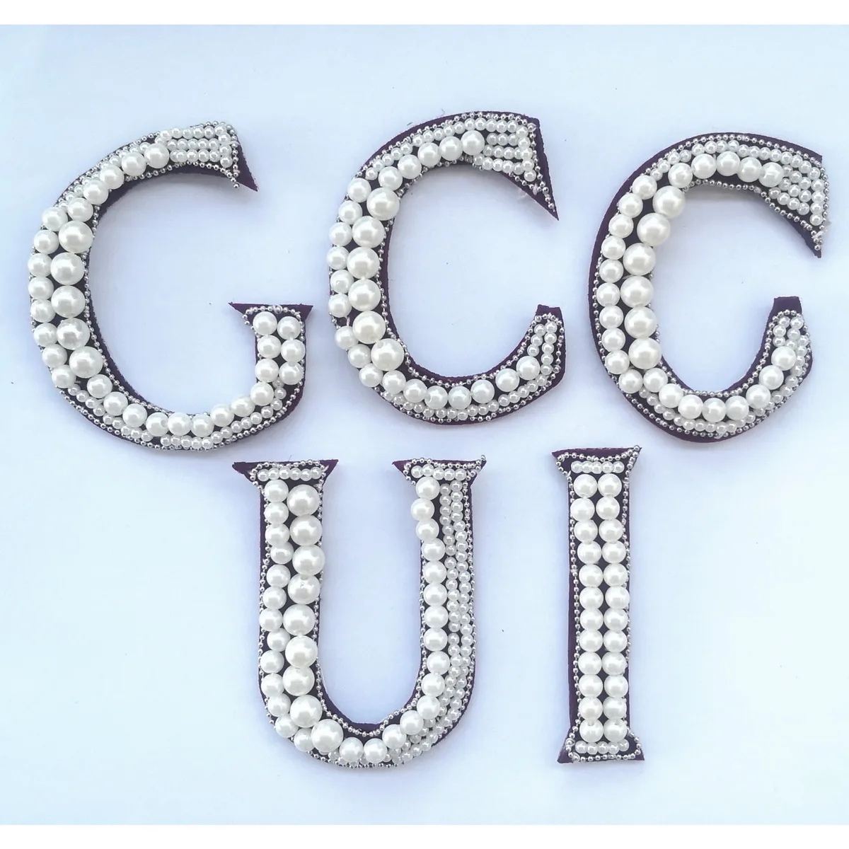 GUGUTREE beaded embroidery letter alphabet subtitle A-Z patches badges applique patches for clothing FD-34
GUGUTREE beaded embroidery letter alphabet subtitle A-Z patches badges applique patches for clothing FD-34