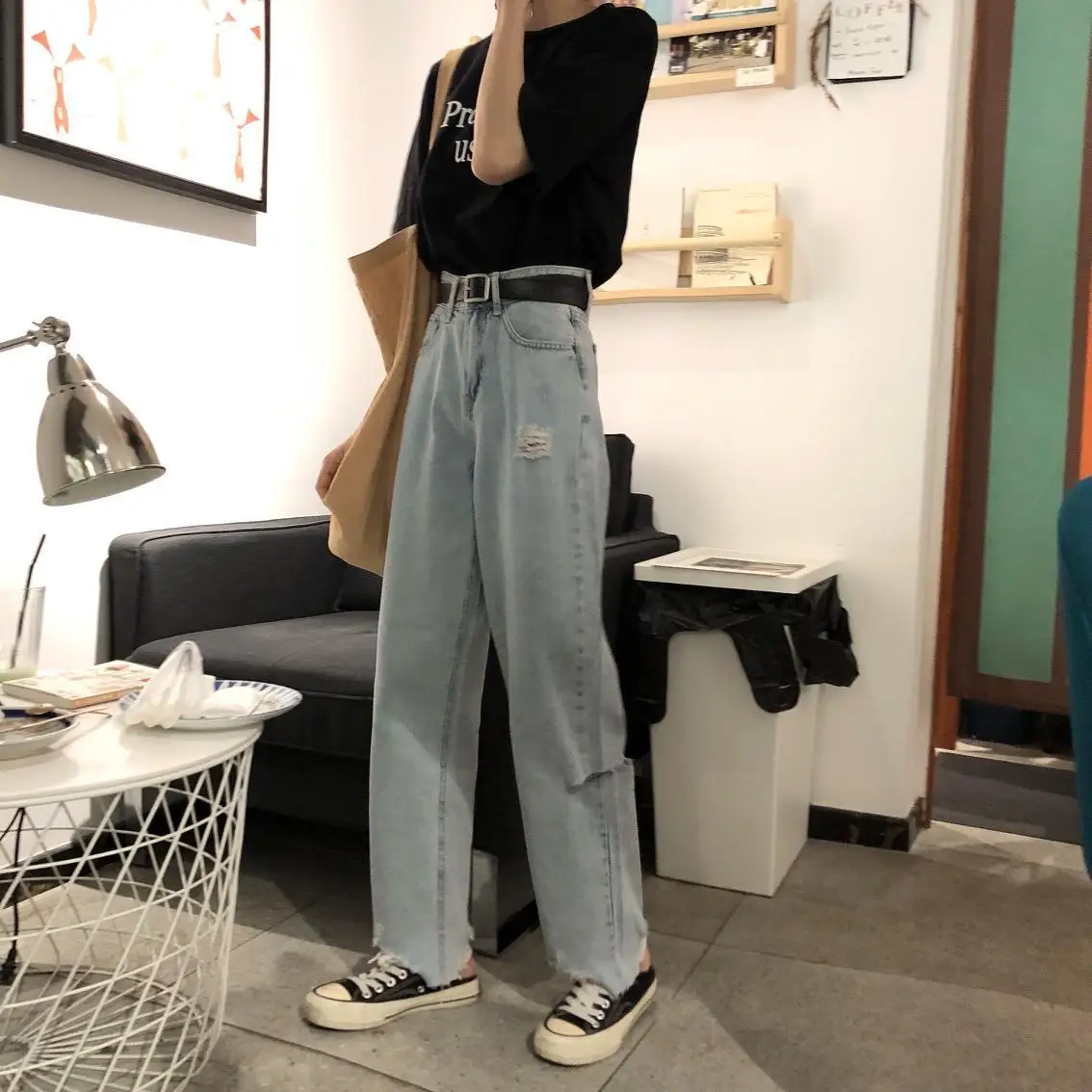New Joker Straight Womens Jeans Fashion High Waisted Korean Denim Jeans Casual Jeans Feminino
New Joker Straight Womens Jeans Fashion High Waisted Korean Denim Jeans Casual Jeans Feminino