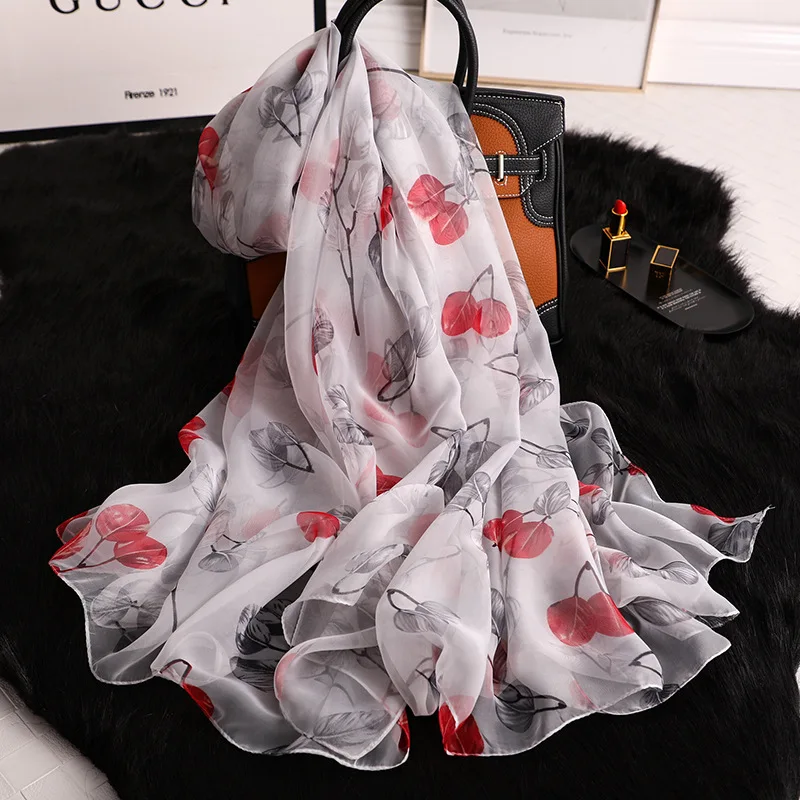 2019 Spring and summer Large size Silk printed Scarf Women chiffon Scarves beach ladies foulard Shawl Wrap Fashion Neck Bandana
2019 Spring and summer Large size Silk printed Scarf Women chiffon Scarves beach ladies foulard Shawl Wrap Fashion Neck Bandana