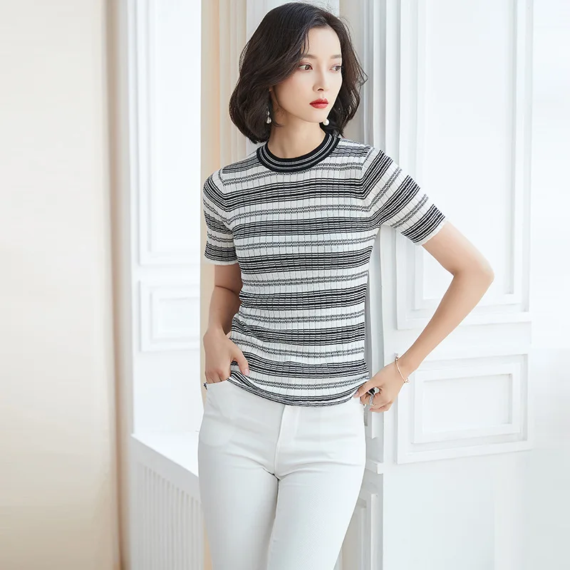 Knitted Pullovers Women Top 2019 New Summer Light Silk Short Sleeve Casual Striped Pullover Pull Femme Jumper Woman Sweaters
Knitted Pullovers Women Top 2019 New Summer Light Silk Short Sleeve Casual Striped Pullover Pull Femme Jumper Woman Sweaters