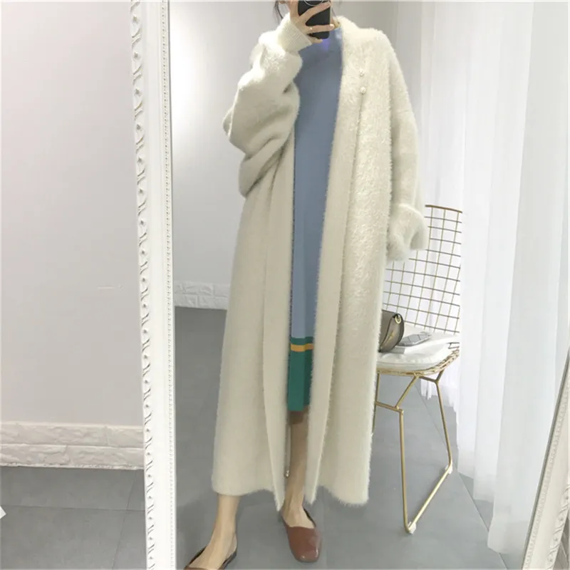 2018 Autumn Winter Women Fashion Loose Casual Oversize Sweaters Soft Cashmere Long Cardigan Jacket Chic Wool Warm Knitted Coats
2018 Autumn Winter Women Fashion Loose Casual Oversize Sweaters Soft Cashmere Long Cardigan Jacket Chic Wool Warm Knitted Coats