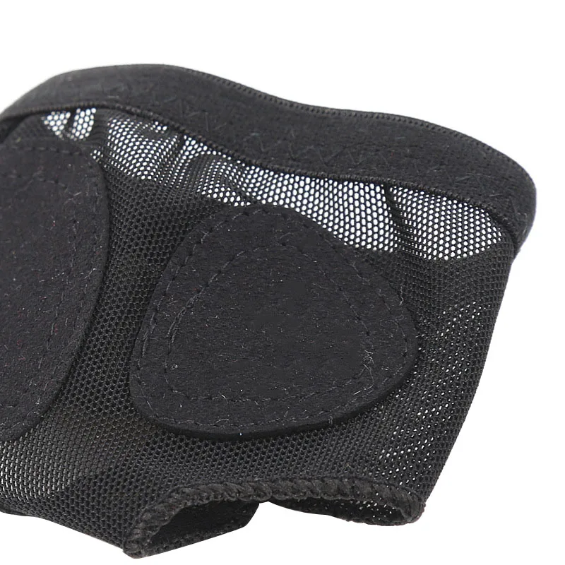 1 Pair Soft Sole Paw Ballet Cover Dance Foot Forefoot Toe Feet Protection Toe Pad Shoes SSA-19ING
1 Pair Soft Sole Paw Ballet Cover Dance Foot Forefoot Toe Feet Protection Toe Pad Shoes SSA-19ING