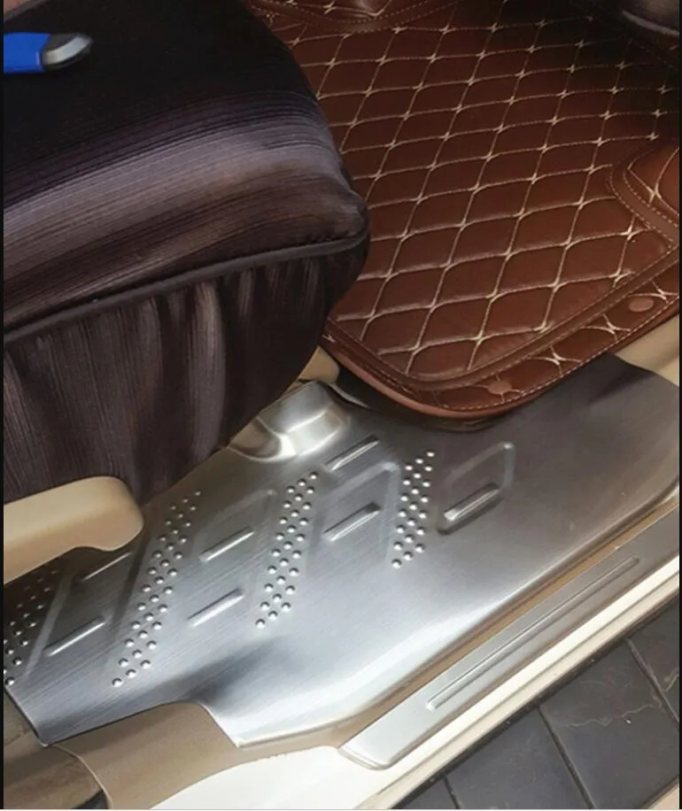 For Highlander 2008 2009 2010 2011 2012 Threshold Bar Welcome pedal guard Plate built in stainless steel Pedal
For Highlander 2008 2009 2010 2011 2012 Threshold Bar Welcome pedal guard Plate built in stainless steel Pedal