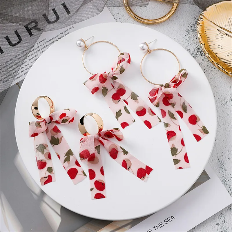 MENGJIQIAO 2019 New Fashion Cherry Printing Yarn Bowknot Drop Earrings For Women Cute Circle Metal Simulated Pearl Pendientes
MENGJIQIAO 2019 New Fashion Cherry Printing Yarn Bowknot Drop Earrings For Women Cute Circle Metal Simulated Pearl Pendientes
