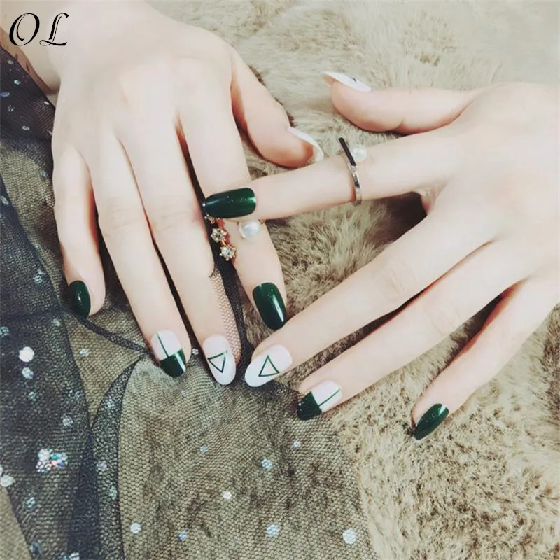 24pcs Round Head Artificial Nail Art Decoration with Glue Sticker Summer Geometric Triangle False Nails Green Pre-design ^
24pcs Round Head Artificial Nail Art Decoration with Glue Sticker Summer Geometric Triangle False Nails Green Pre-design ^