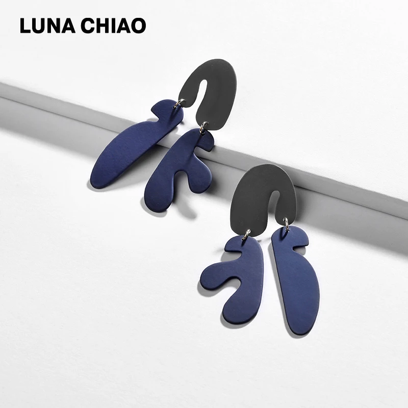 LUNA CHIAO Fashion Trendy Matte Colored Earring Geometric Color Block Statement Earrings for Lady
LUNA CHIAO Fashion Trendy Matte Colored Earring Geometric Color Block Statement Earrings for Lady
