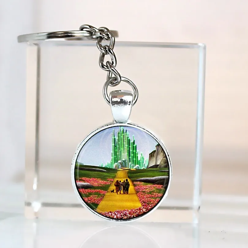Handmade NEW ARRIVED Wizard of Oz Fashion Car Keychain EmCity pendant jewelry Glass Photo Cabochon Bag Key chain pendant Gifts
Handmade NEW ARRIVED Wizard of Oz Fashion Car Keychain EmCity pendant jewelry Glass Photo Cabochon Bag Key chain pendant Gifts