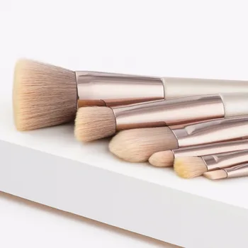 Pro 6 pcs Makeup Brushes kits High Quality Foundation Powder Eyebrow Eyeliner Blending Brush Eye Face Make Up Champagne Gold Set
Pro 6 pcs Makeup Brushes kits High Quality Foundation Powder Eyebrow Eyeliner Blending Brush Eye Face Make Up Champagne Gold Set