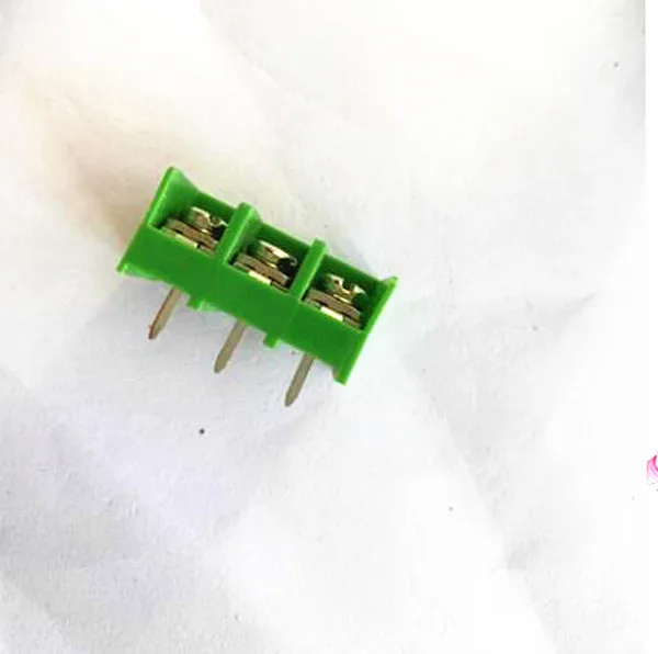 20pcs Fence type PCB wire terminal KF7.62-2/ 3 /4P connector connector terminal block spacing 7.62mm can be stitching.
20pcs Fence type PCB wire terminal KF7.62-2/ 3 /4P connector connector terminal block spacing 7.62mm can be stitching.