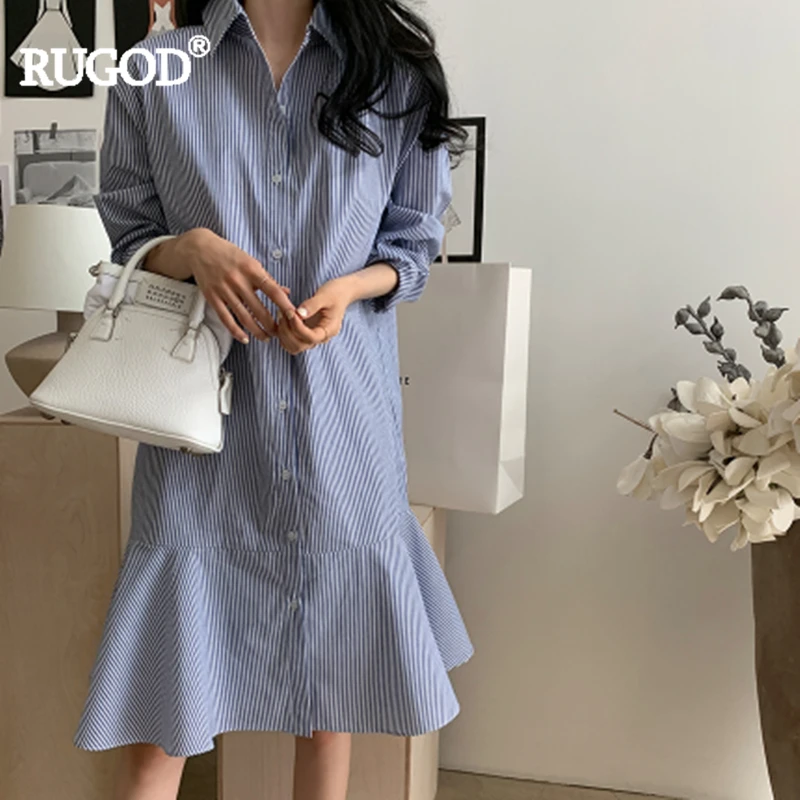 RUGOD 2019 Women Long dress Striped Turn-down collar Straight Mid-calf Fashion Female dress
RUGOD 2019 Women Long dress Striped Turn-down collar Straight Mid-calf Fashion Female dress