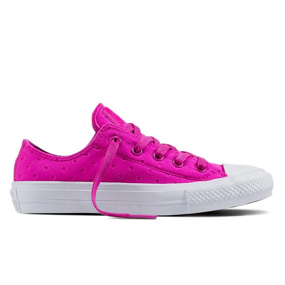 Кеды CONVERSE женские для города и прогулок Chuck Taylor All Star II 555804
Кеды CONVERSE женские для города и прогулок Chuck Taylor All Star II 555804