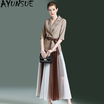 2020 Women's Suit Two Piece Set Blazer Mesh Pleated Skirt Set Elegant Spring Matching Sets Women Fasion Ensemble Femme KJ1746
2020 Women's Suit Two Piece Set Blazer Mesh Pleated Skirt Set Elegant Spring Matching Sets Women Fasion Ensemble Femme KJ1746