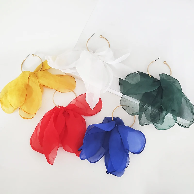 AOTEMAN Boho Handmade Drop Earrings For Women New Flower Mixed Color Elegant Fahsion Vintage Maxi Earring Wedding Jewelry
AOTEMAN Boho Handmade Drop Earrings For Women New Flower Mixed Color Elegant Fahsion Vintage Maxi Earring Wedding Jewelry