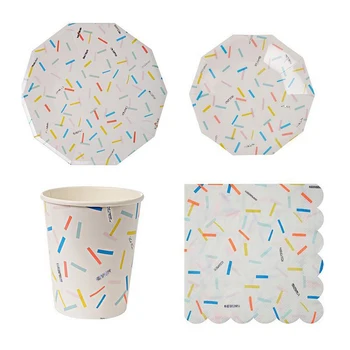 new arrival Foil Scalloped paper Plates with Silver for Valentine Birthday Wedding Party Tableware Party Supplies CP063
new arrival Foil Scalloped paper Plates with Silver for Valentine Birthday Wedding Party Tableware Party Supplies CP063