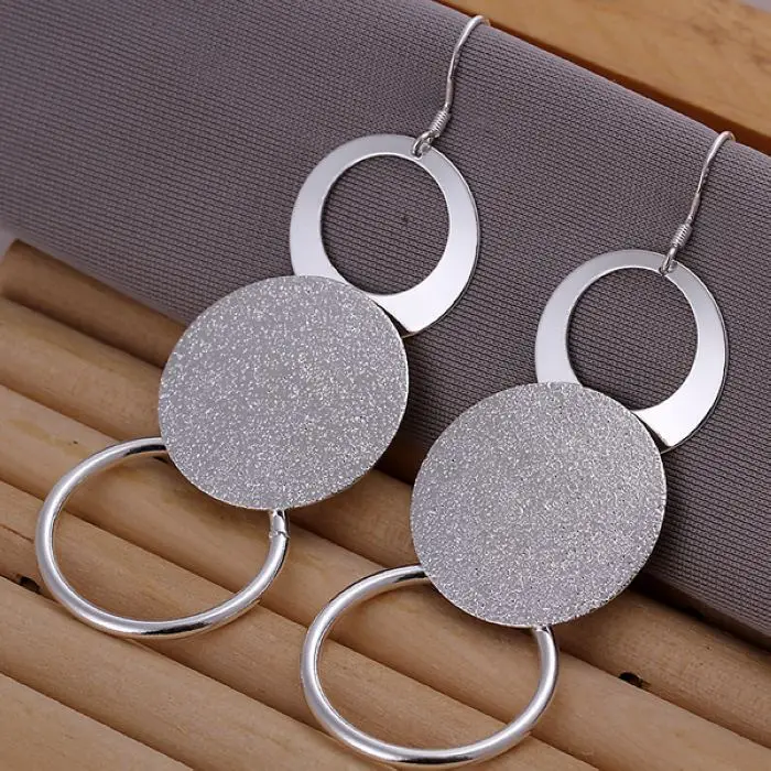 Silver color creative for women lady charms cute wedding fashion Double circle earrings Circular shape silver earrings E012
Silver color creative for women lady charms cute wedding fashion Double circle earrings Circular shape silver earrings E012