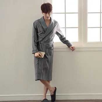 Men Casual Robe Fashion Striped Long Sleeve Pocket Bathrobe With Belt Male Sleepwear Nightwear Gentleman Homewear
Men Casual Robe Fashion Striped Long Sleeve Pocket Bathrobe With Belt Male Sleepwear Nightwear Gentleman Homewear