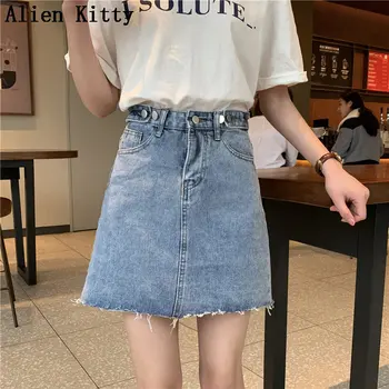 Alien Kitty Female Fashion Pockets New Empire Vintage Denim Women 2019 Summer High Waist A-Line Plus Size Mini Skirts 2 Colors
Alien Kitty Female Fashion Pockets New Empire Vintage Denim Women 2019 Summer High Waist A-Line Plus Size Mini Skirts 2 Colors