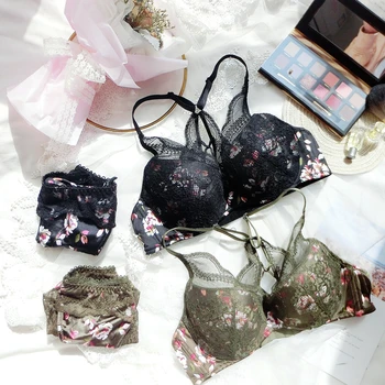 Fashion Sexy Printing Mesh Lace Underwear Women Push Up Bra Set Bralette And Panties Deep V A B Bras Cross Back Straps Lingerie
Fashion Sexy Printing Mesh Lace Underwear Women Push Up Bra Set Bralette And Panties Deep V A B Bras Cross Back Straps Lingerie