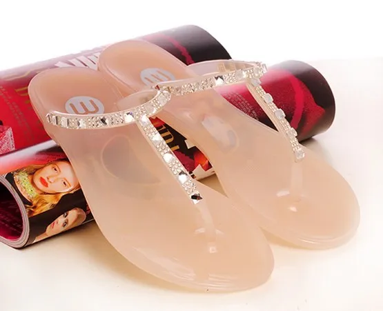 Sandals 2019 New rhinestone flat with beautiful shoes, sweet Japanese small fresh literary women's shoes T-shaped, jelly shoes
Sandals 2019 New rhinestone flat with beautiful shoes, sweet Japanese small fresh literary women's shoes T-shaped, jelly shoes