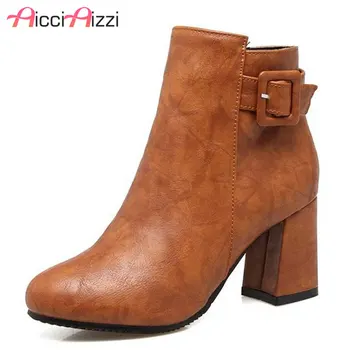 ZALAVOR Size 33-43 Lady High Heel Boots Zipper Buckle Round Toe Thick Heels Boot Office Lady Daily Winter Female Botas Mujer
ZALAVOR Size 33-43 Lady High Heel Boots Zipper Buckle Round Toe Thick Heels Boot Office Lady Daily Winter Female Botas Mujer