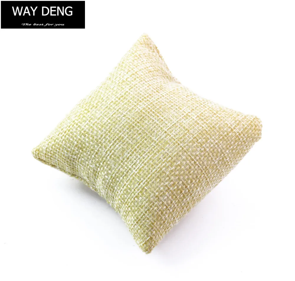 5 pcs Beige Burlap Pillows Silk Floss Filled 7x7cm Cushion Pillow For Watch Bracelet Necklace Jewelry Display Case Holder
5 pcs Beige Burlap Pillows Silk Floss Filled 7x7cm Cushion Pillow For Watch Bracelet Necklace Jewelry Display Case Holder
