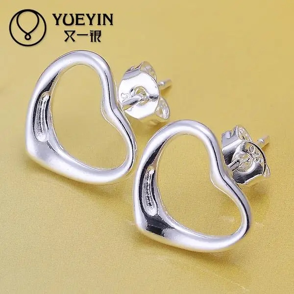 Heart earrings Wholesale Retail women silver plated stud earrings wedding party jewelry korvakorut High quality brincos
Heart earrings Wholesale Retail women silver plated stud earrings wedding party jewelry korvakorut High quality brincos