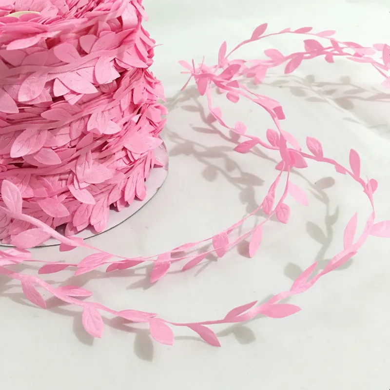 10 Meters Pink Leaf Trim Ribbon Lace for Craft Decoration (N.B. this is a cut from a roll) 7LS28
10 Meters Pink Leaf Trim Ribbon Lace for Craft Decoration (N.B. this is a cut from a roll) 7LS28